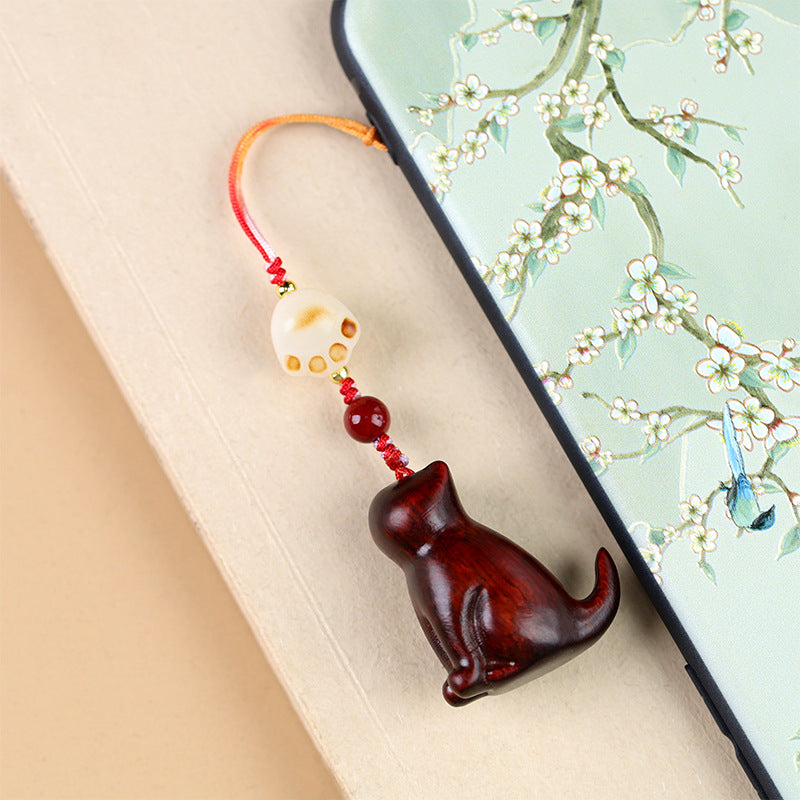 Small Leaf Red Sandalwood Green Sandalwood Sandalwood Sitting Cat Sooth Phone Hanging Decoration | Zen Ara Grove