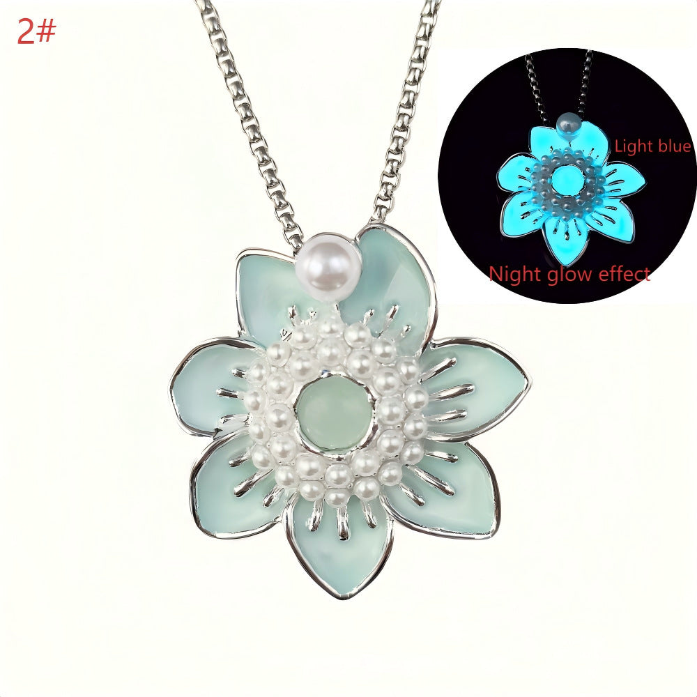 Night Glow Sunflower Necklace | Zen Ara Grove