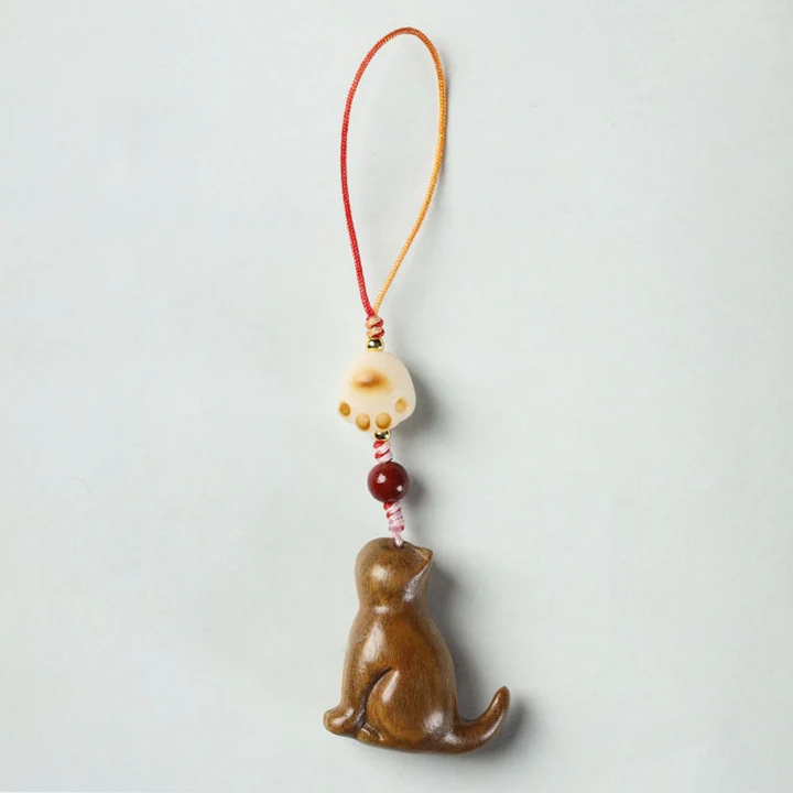 Small Leaf Red Sandalwood Green Sandalwood Sandalwood Sitting Cat Sooth Phone Hanging Decoration | Zen Ara Grove