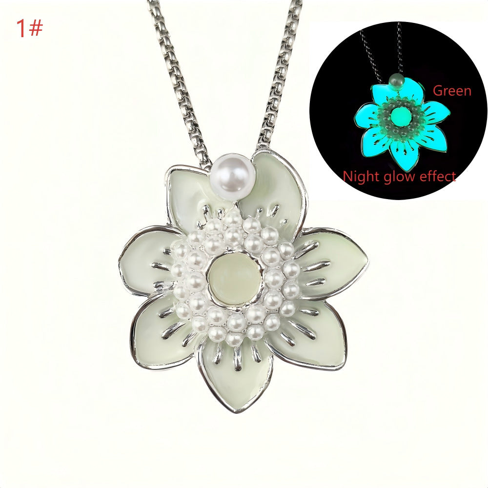 Night Glow Sunflower Necklace | Zen Ara Grove