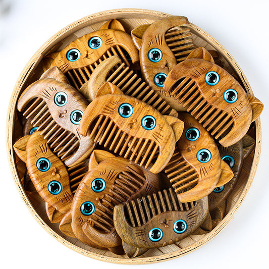 Simple Cat Pattern Green Sandalwood Cure Portable Comb | Zen Ara Grove