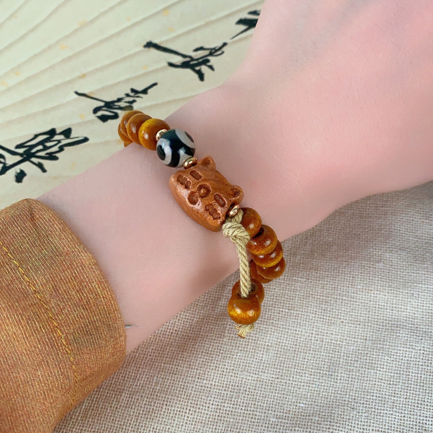 Havana Brown Cat Bracelet – Wooden Beads with Gentle Feline Charm | Zen Ara Grove