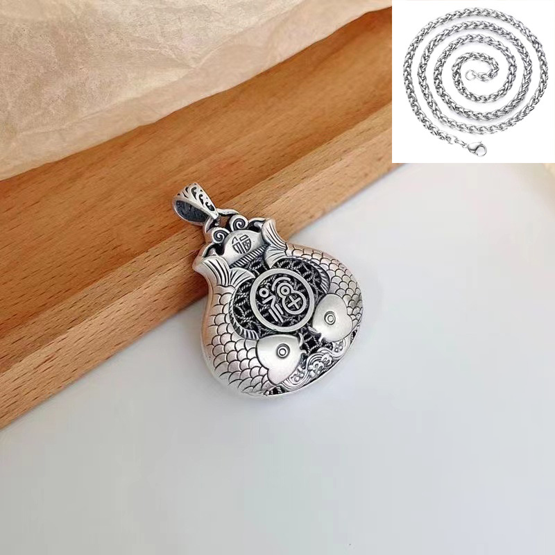 Lucky Pisces Charm – Hollow Blessing Pouch Design | Zen Ara Grove