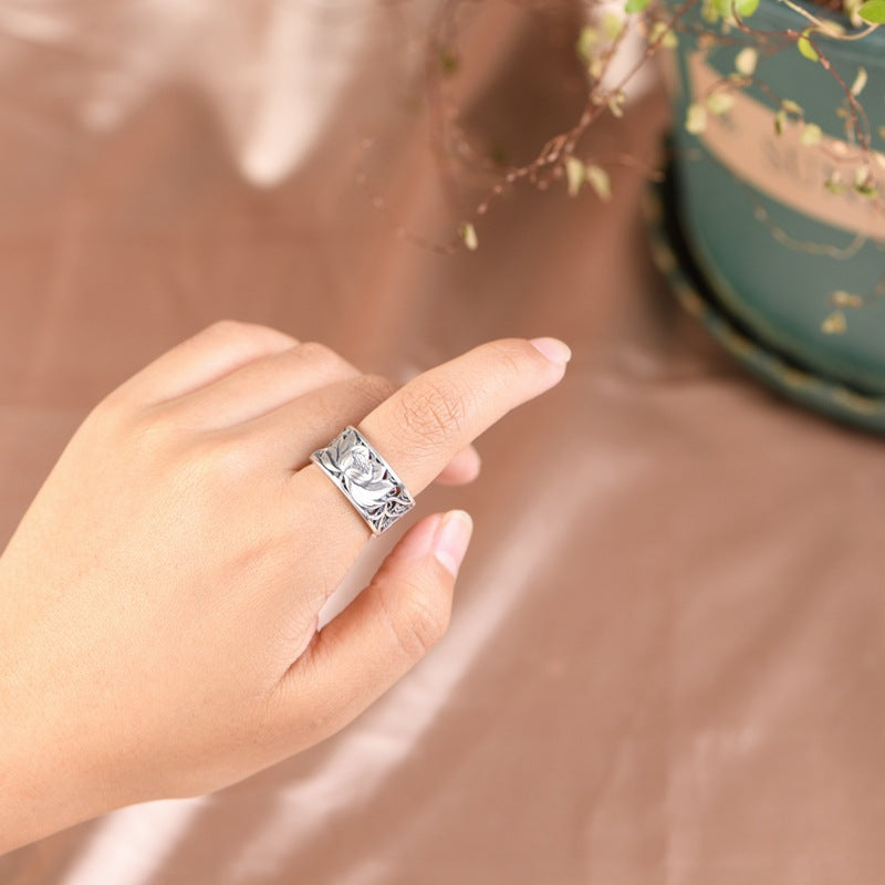 Lotus Sutra Ring – Open to Wisdom | Zen Ara Grove