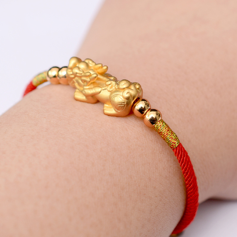 Gold-Plated Pixiu Bracelet – Wealth & Protection | Zen Ara Grove