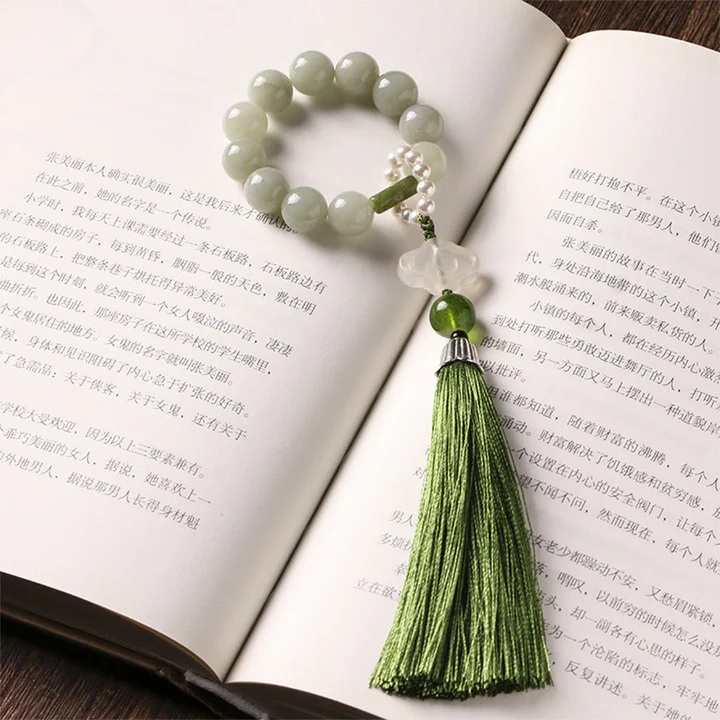Tranquil Finger Mala – Jade Beads, Cloud Motif, and Flowing Tassel | Zen Ara Grove