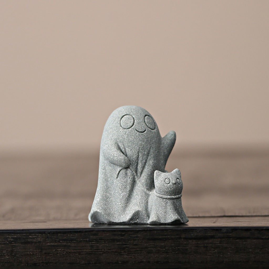 Zen Minimalist Ghost Figurine – Creative Art for Tranquil Spaces | Zen Ara Grove