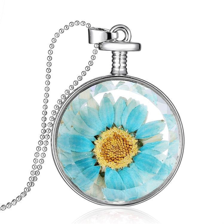 Round Real Flower Necklace – Nature’s Beauty, Forever Close | Zen Ara Grove