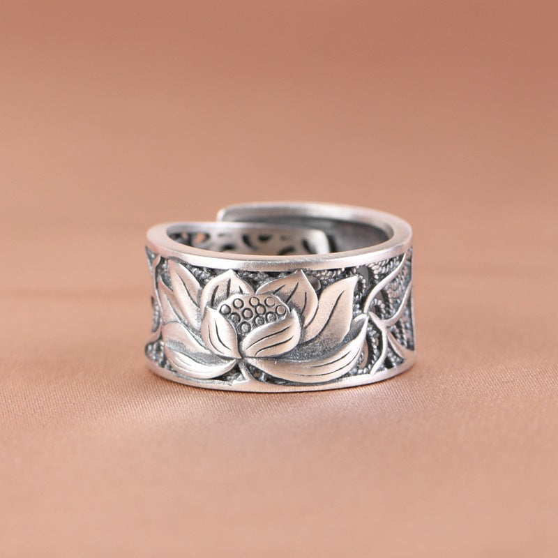 Lotus Sutra Ring – Open to Wisdom | Zen Ara Grove