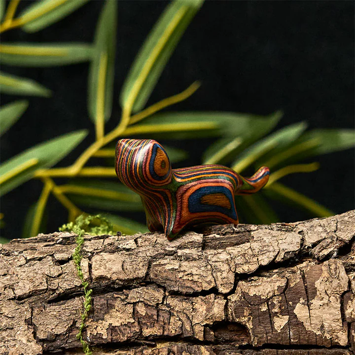Mini Rainbow Eucalyptus Walking Cat Carved Reduce Stress Decoration | Zen Ara Grove