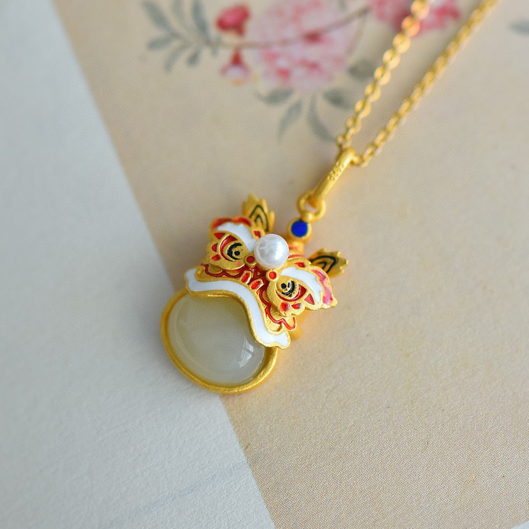 Colorful Lion Amulet – Handcrafted Courage & Luck | Zen Ara Grove