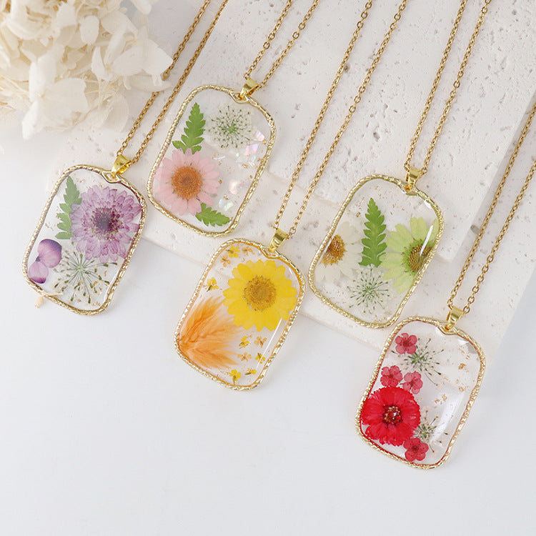 BloomCapsule™ Pressed Flora Resin Pendant Collection