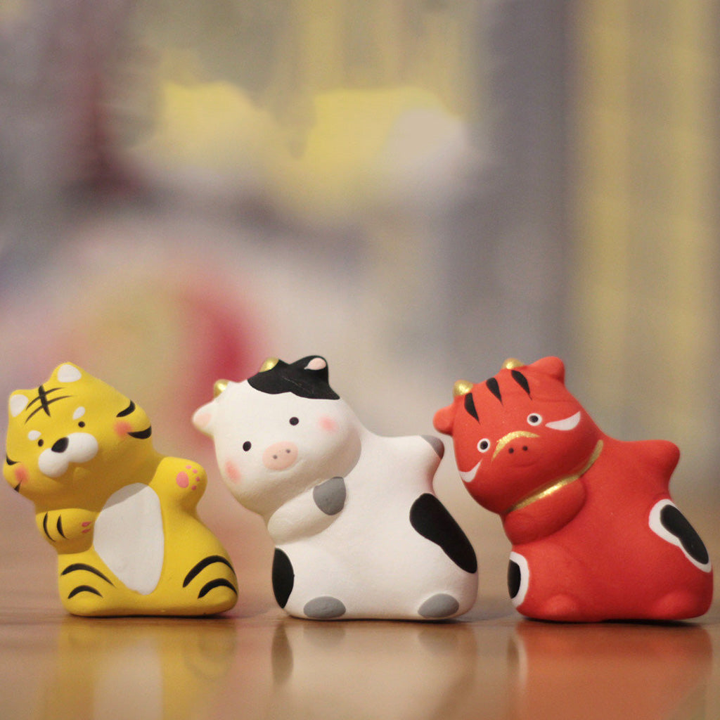 Cute Ceramic Animal Figurines – Symbol of Friendship & Joy | Zen Ara Grove