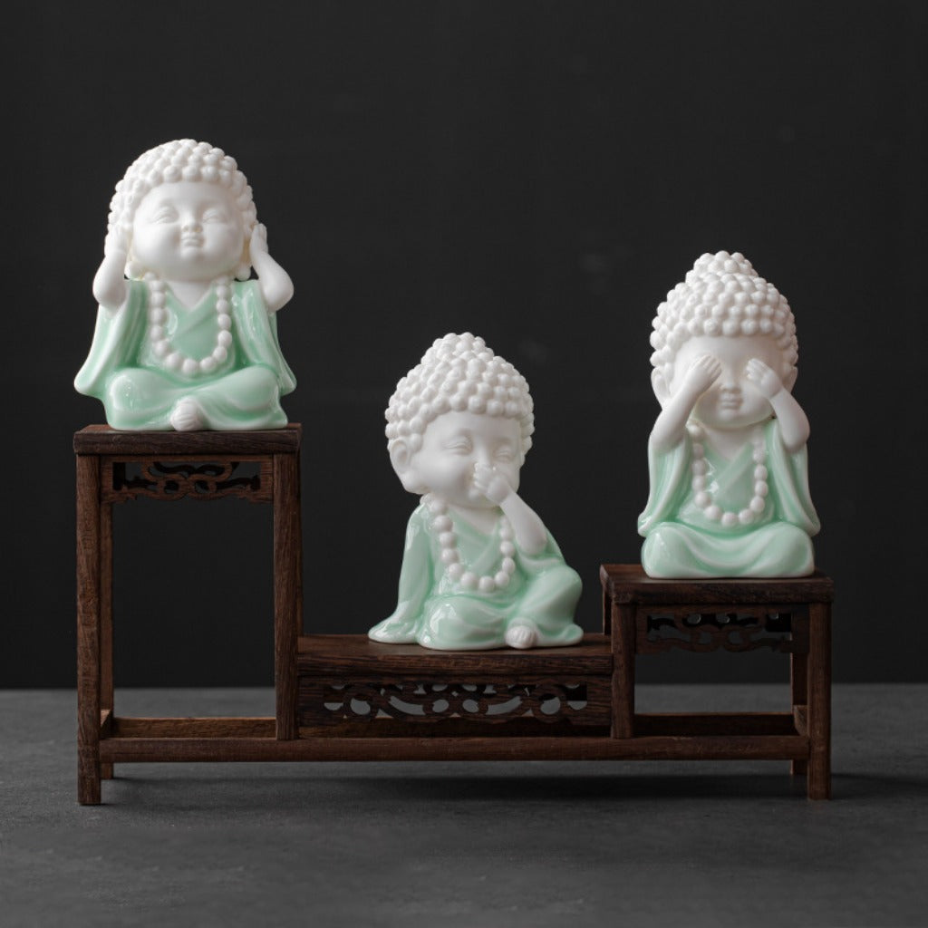 Ceramic Buddha Figurine – Zen Mini Tathagata with Four Noble Reminders | Zen Ara Grove