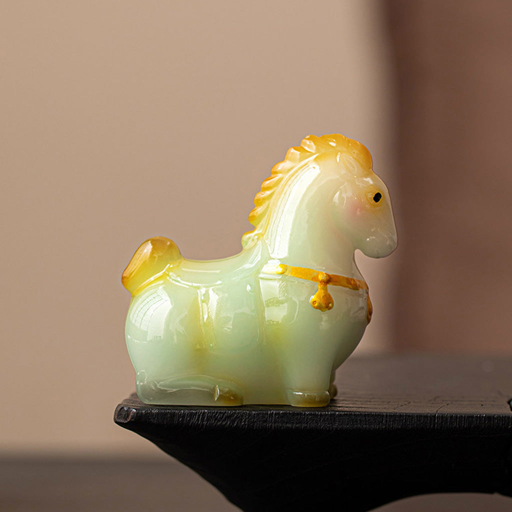 Color‑Changing Horse Figurine – Handcrafted Art with Thermochromic Magic | Zen Ara Grove