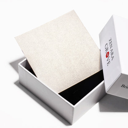 Handcrafted High-Fired White Ceramic Tathagata Figurine – Elegant Zen Serenity | Zen Ara Grove