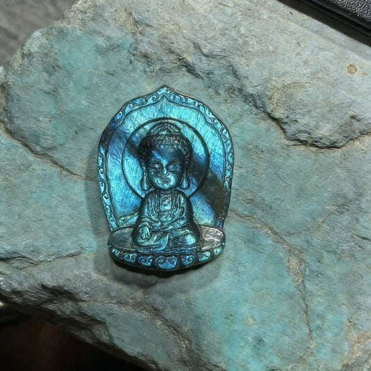 Labradorite Buddha Pendant — Symbol of Peace and Mindfulness | Zen Ara Grove