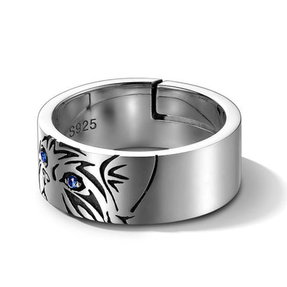Starlit Gaze – Cat Ring with Celestial Eyes | Zen Ara Grove