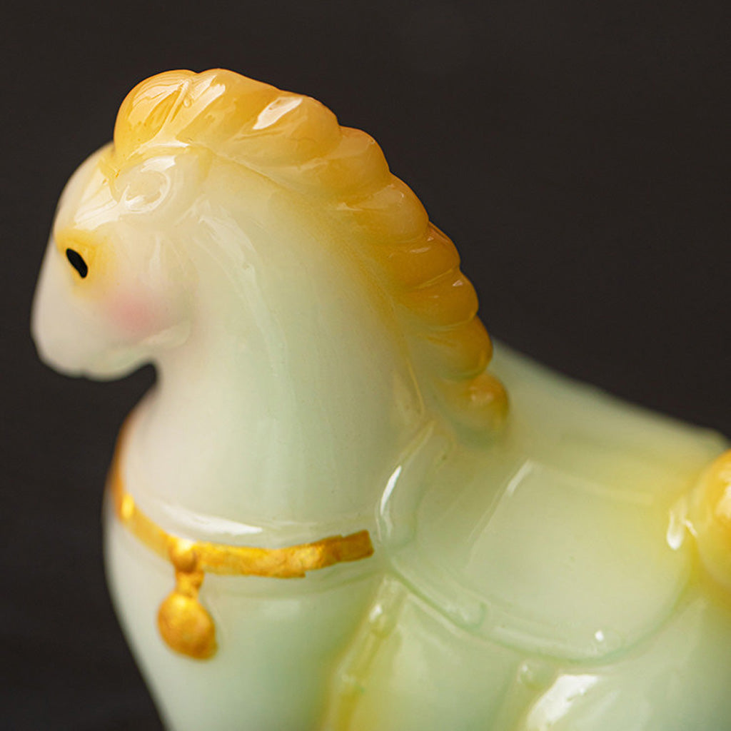 Color‑Changing Horse Figurine – Handcrafted Art with Thermochromic Magic | Zen Ara Grove