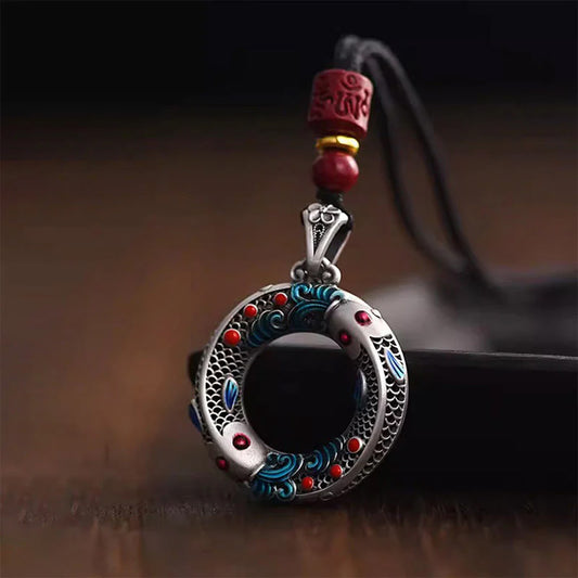 Vintage Twin Fish Circle Pendant Necklace — Harmony & Lasting Connection