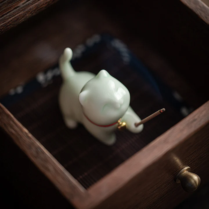 Mini Lucky Cat Kitten Tea Pet Ceramic Home Desk Figurine Decoration With Bamboo Mat| Zen Ara Grove