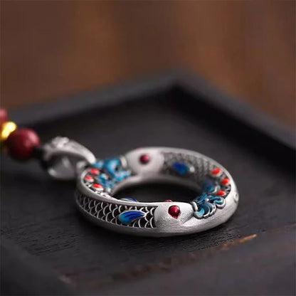 Vintage Twin Fish Circle Pendant Necklace — Harmony & Lasting Connection