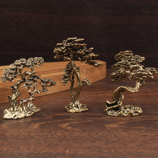 Brass Guest‑Greeting Pine Figurine – Symbol of Friendship and Enduring Vitality | Zen Ara Grove