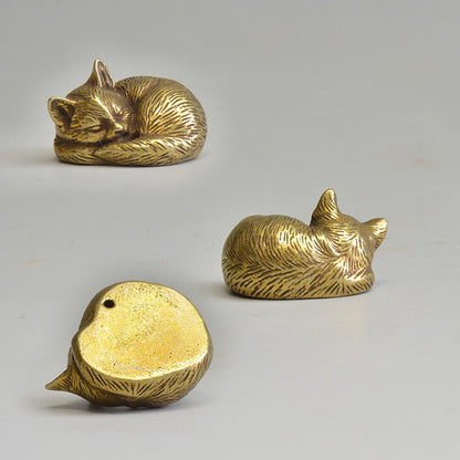 Little Brass Cat Charms – Playful Energy in Pocket-Sized Art | Zen Ara Grove