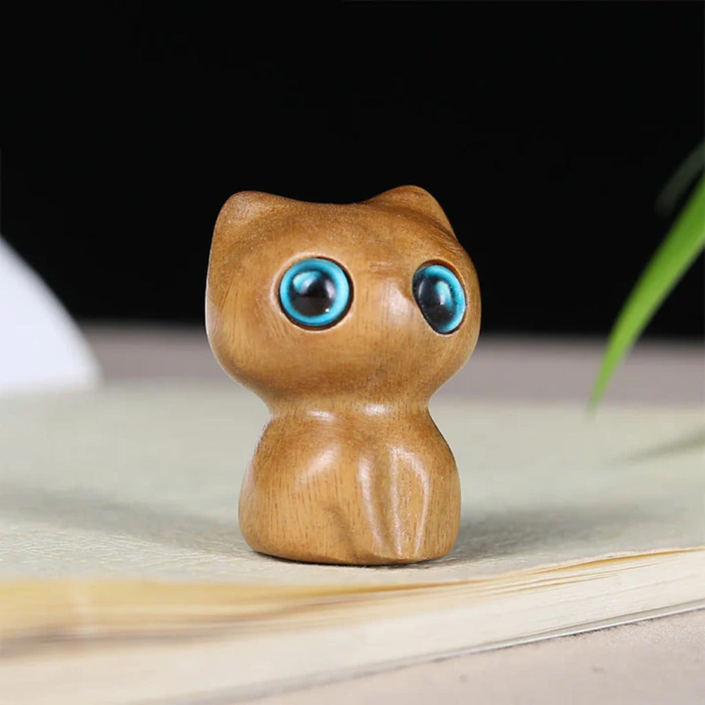 Ebony Wood Small Leaf Red Sandalwood Cute Cat Animals Calm Decoration | Zen Ara Grove