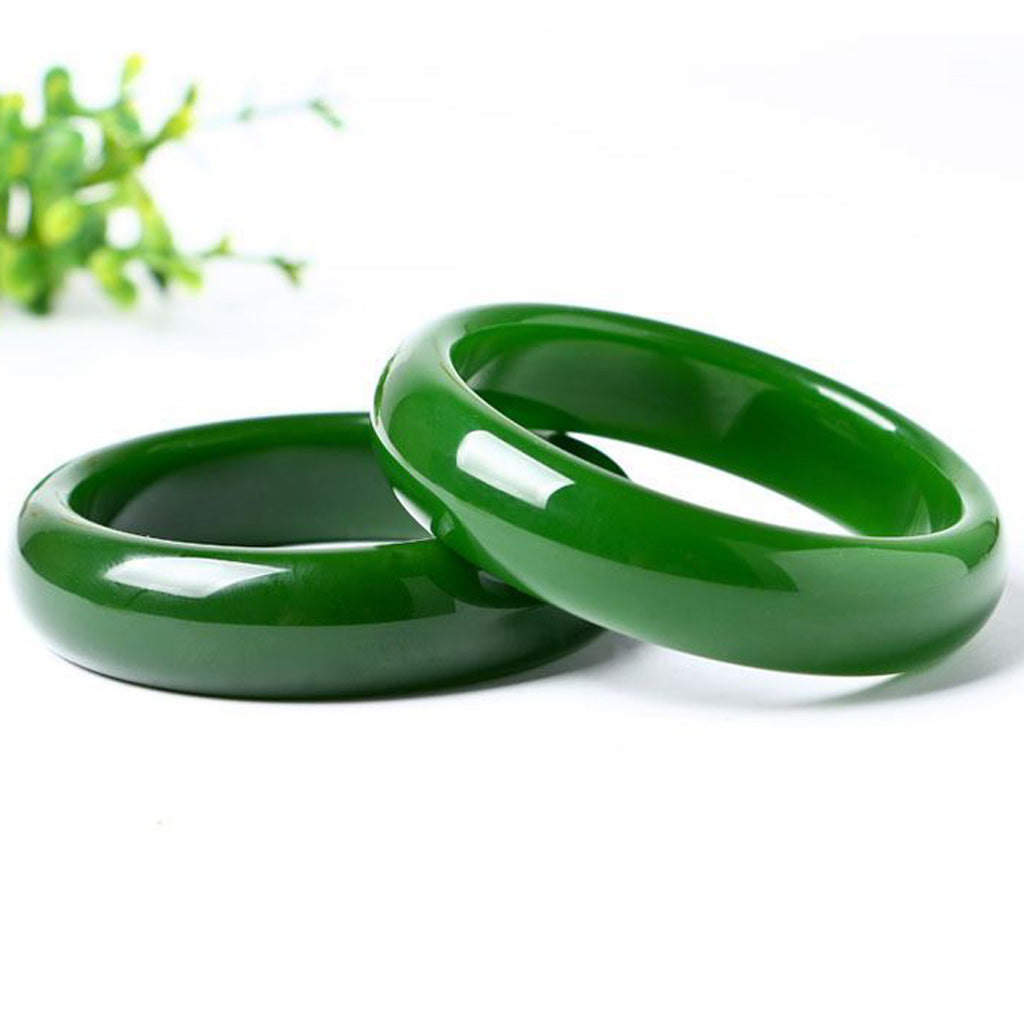 Deep Emerald Jade Bangle — Harmony & Prosperity | Zen Ara Grove