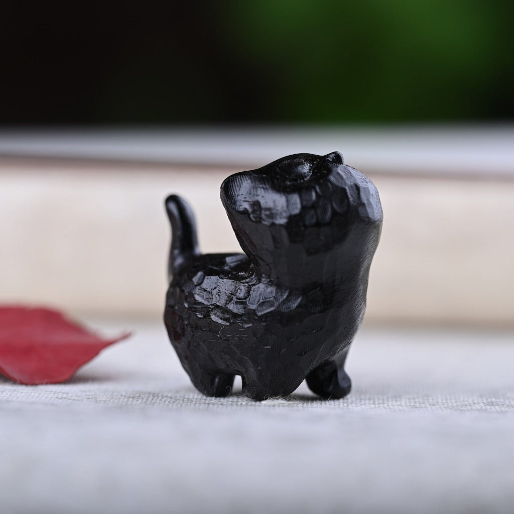Green Sandalwood Ebony Wood Sandalwood Small Leaf Red Sandalwood Mini Lucky Cat Peace Decoration | Zen Ara Grove