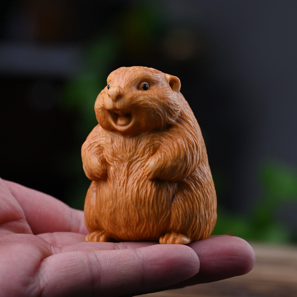 Handcrafted Marmot Desk Ornament – Premium Golden Sandalwood & Juniper Blend | Zen Ara Grove