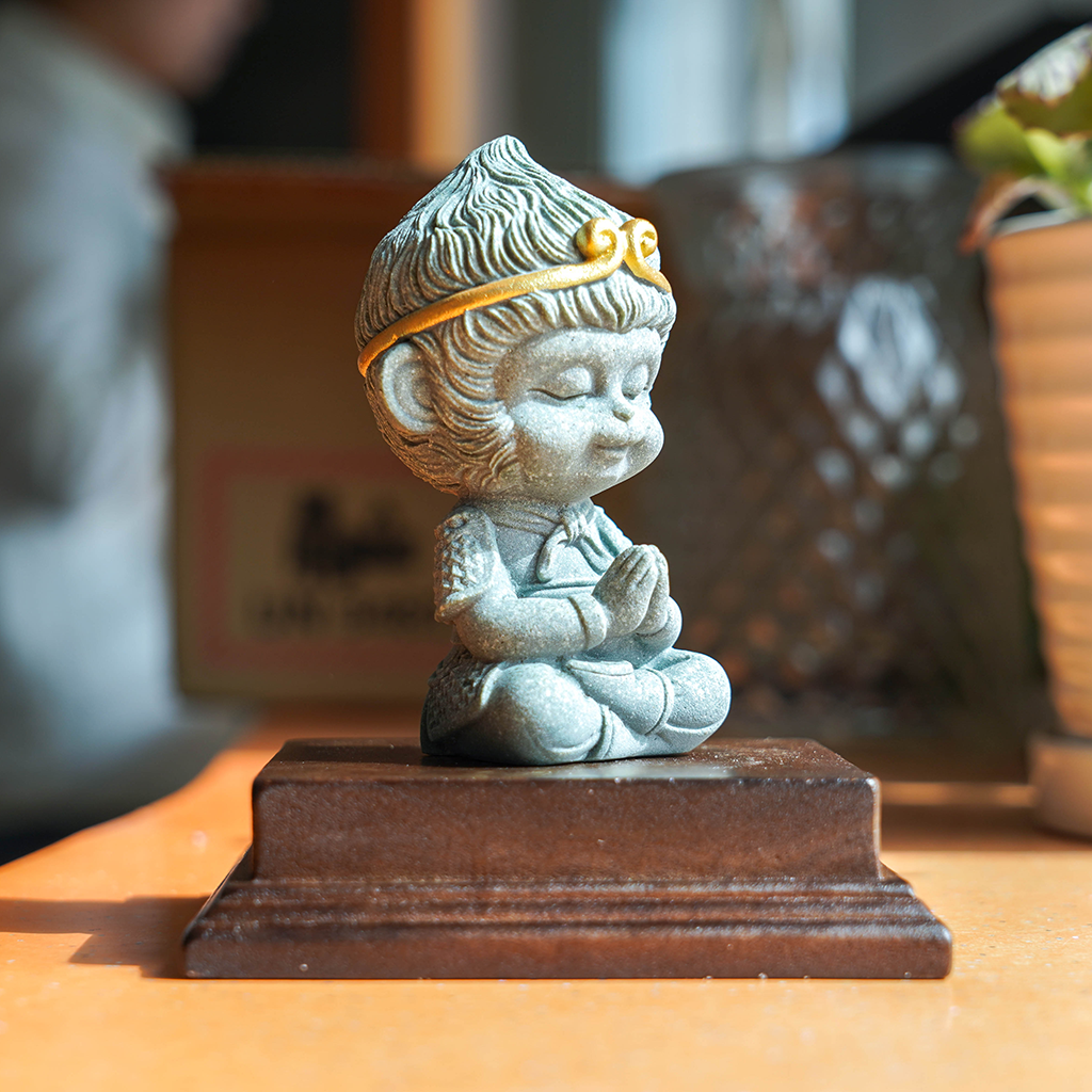 Stone "Monkey King" Wukong Statue – The Great Saint of Battle Folk Art Sculpture | Zen Ara Grove