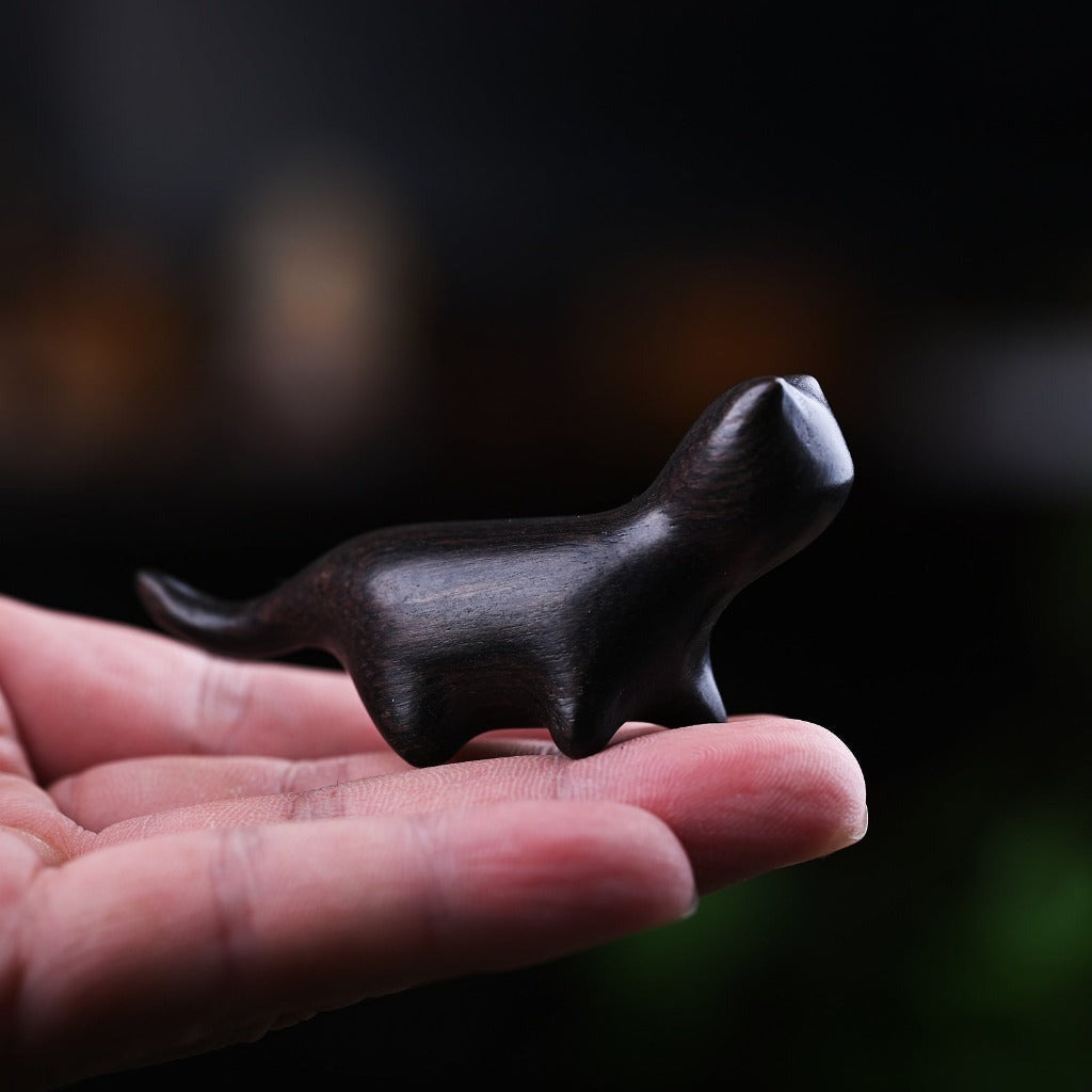Green Sandalwood Small Leaf Red Sandalwood Ebony Wood Rainbow Wood Lucky Mini Walking Cat Positive Decoration | Zen Ara Grove