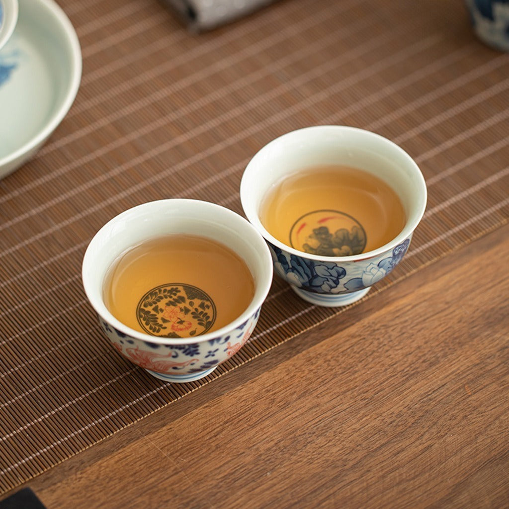 Antique-Style Celadon Blue-and-White Single Cup – Handcrafted Ceramic Tea Ware | Zen Ara Grove