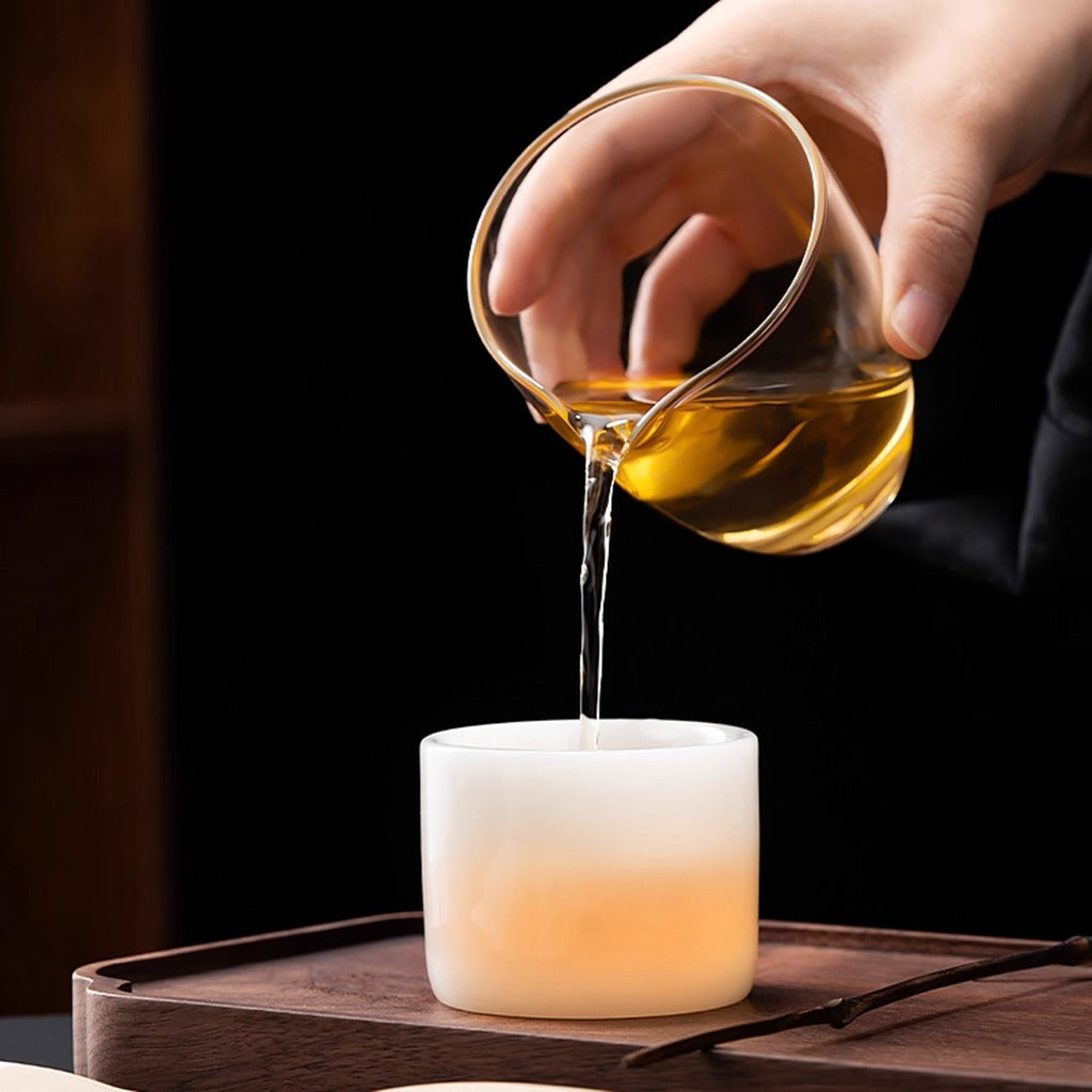 Ivory Glaze Thumb-Ring Teacup – Jade-Like Luster, Cool Smooth Touch | Zen Ara Grove
