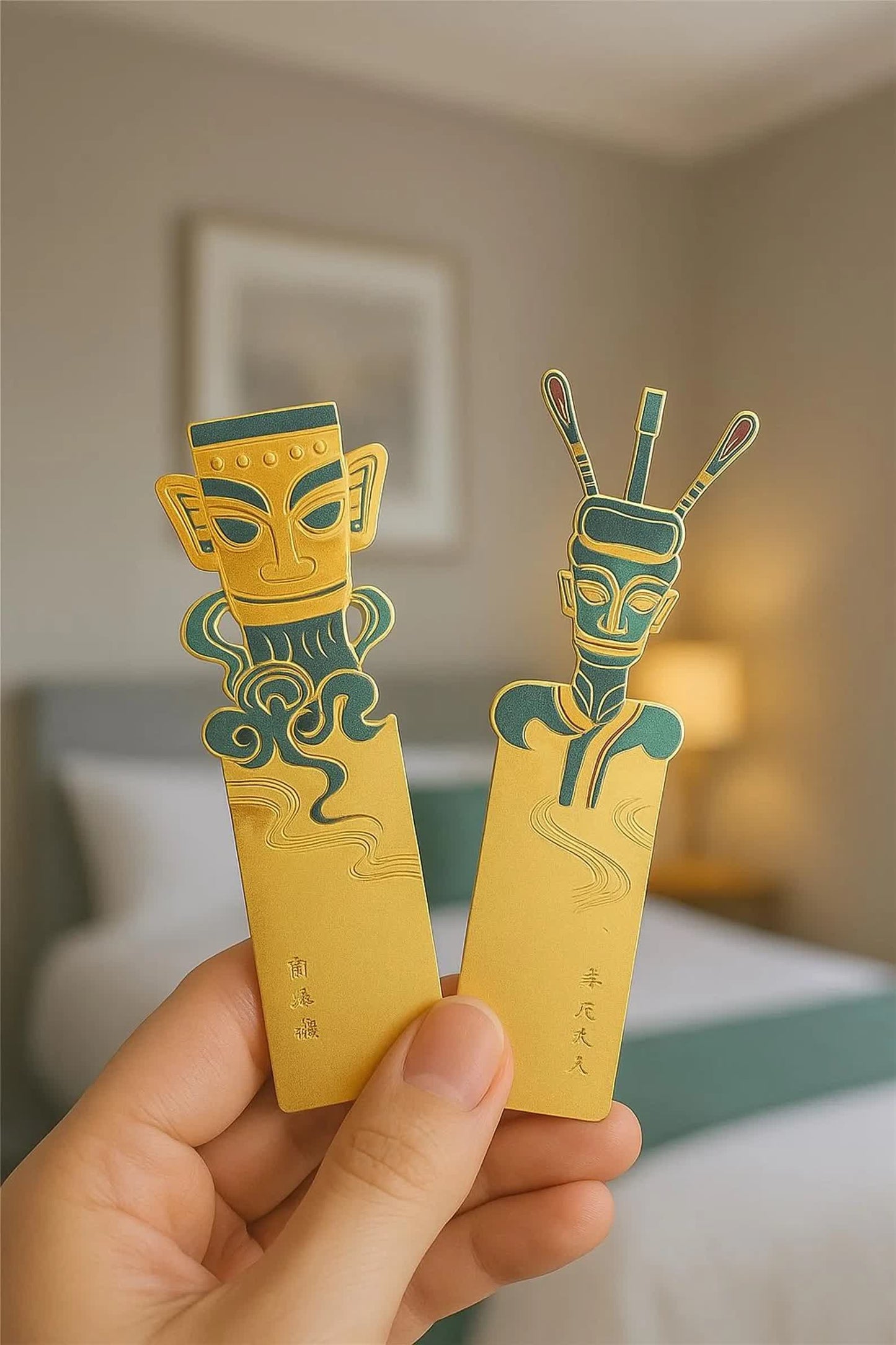 Metal Bookmark Inspired by Sanxingdui Civilization – Artistic Cultural Heritage Keepsake | Zen Ara Grove