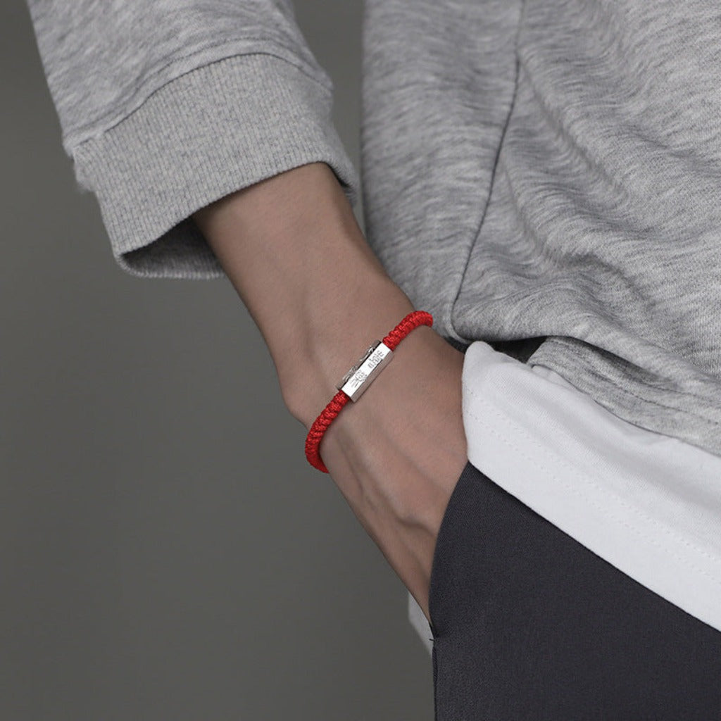 Red String Bracelet – Inner Peace & Self-Discipline | Zen Ara Grove