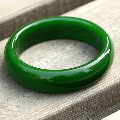 Deep Emerald Jade Bangle — Harmony & Prosperity | Zen Ara Grove