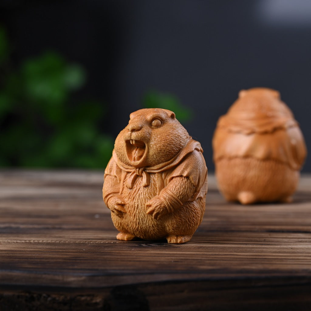 Handcrafted Marmot Desk Ornament – Premium Golden Sandalwood & Juniper Blend | Zen Ara Grove