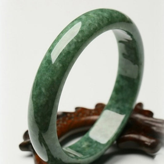 Deep Harmony Jade – Guardian of Calm and Prosperity | Zen Ara Grove