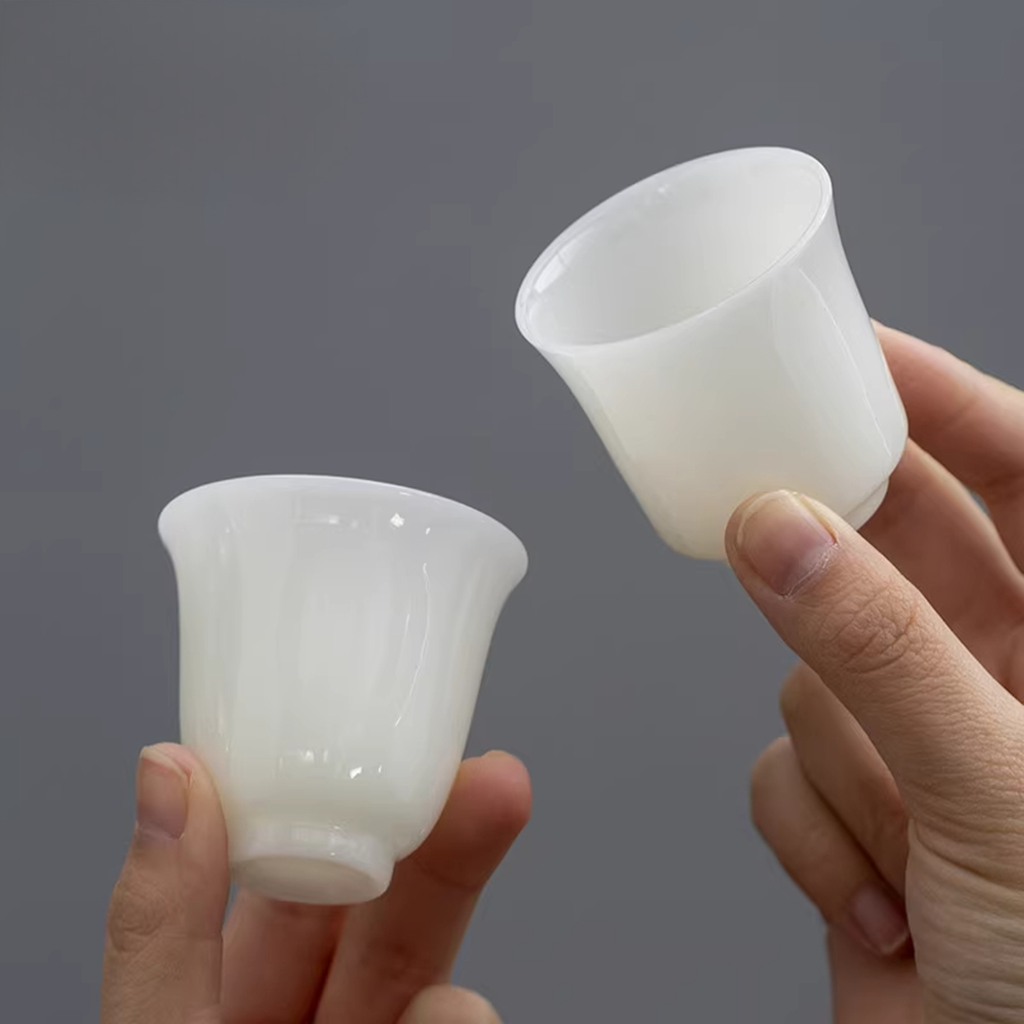 Ice Jade Glaze Porcelain Teacup – Smooth Sheep Fat Luster | Zen Ara Grove