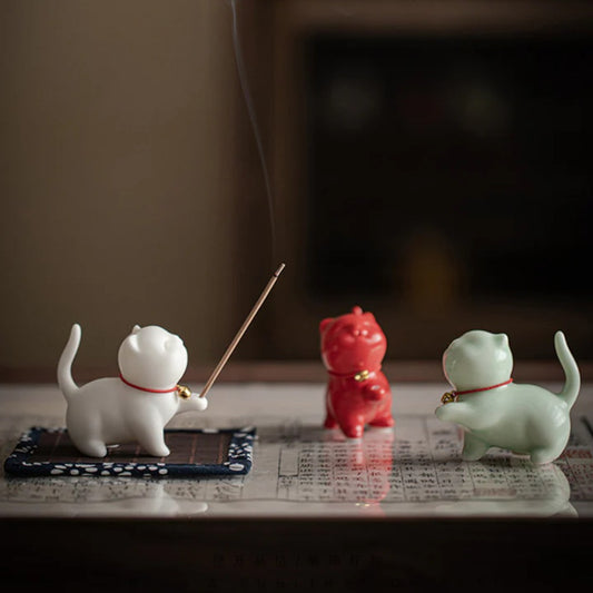 Mini Lucky Cat Kitten Tea Pet Ceramic Home Desk Figurine Decoration With Bamboo Mat| Zen Ara Grove