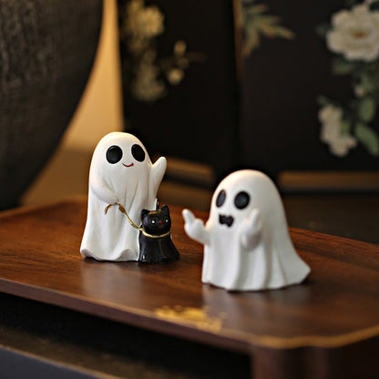 Zen Minimalist Ghost Figurine – Creative Art for Tranquil Spaces | Zen Ara Grove