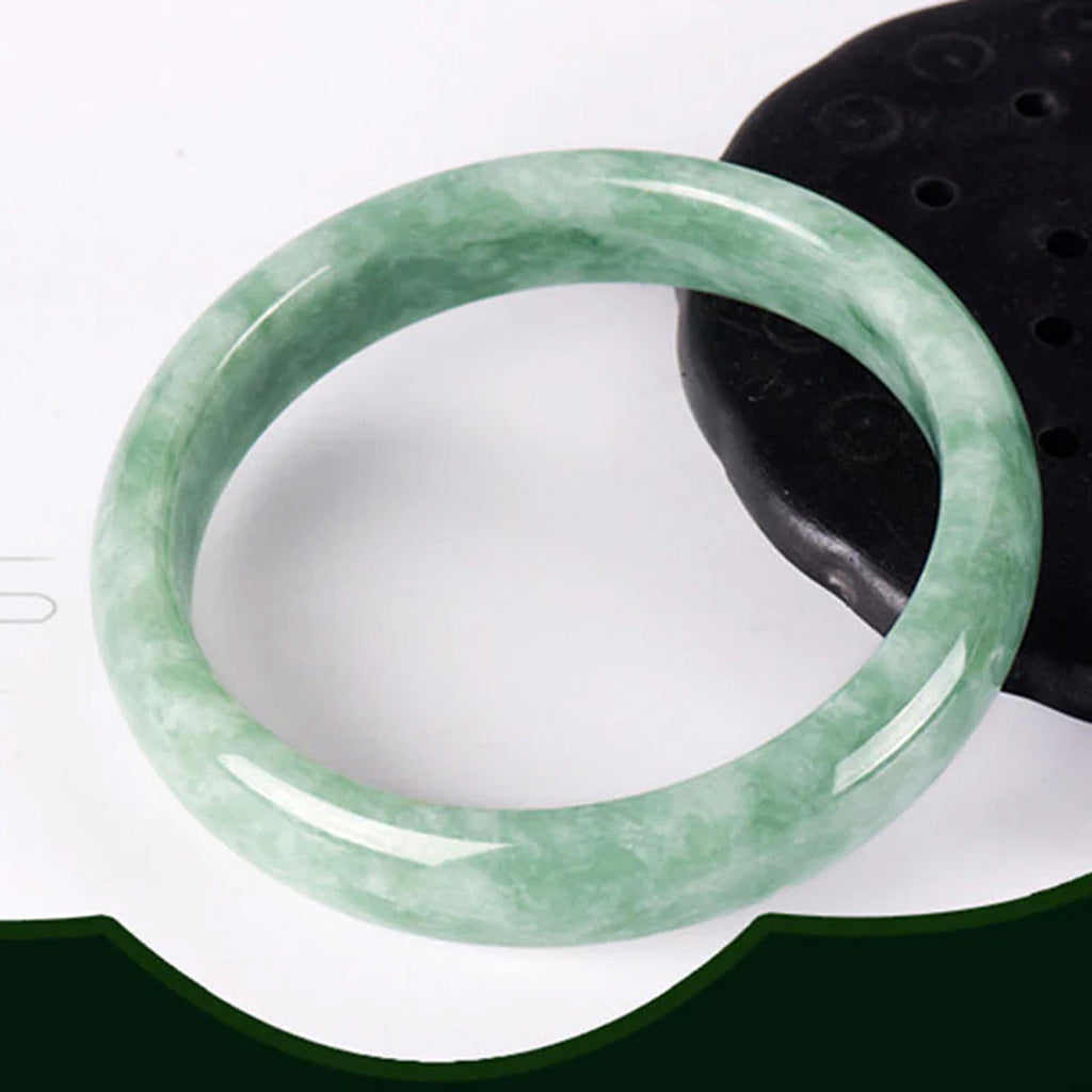 Gentle Jade Mist – Symbol of Luck & Protection | Zen Ara Grove