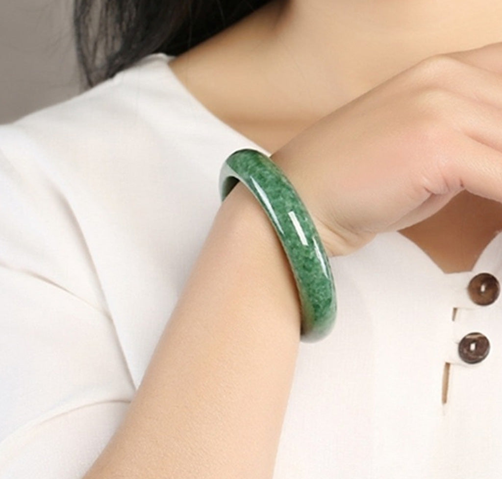 Deep Harmony Jade – Guardian of Calm and Prosperity | Zen Ara Grove