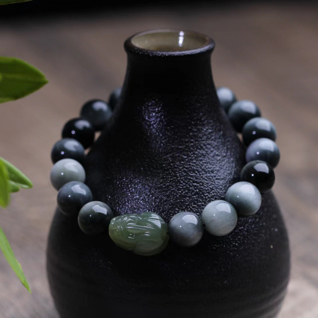 Hawk’s Eye & Hetian Jade Pixiu Bracelet – Symbol of Courage and Prosperity | Zen Ara Grove