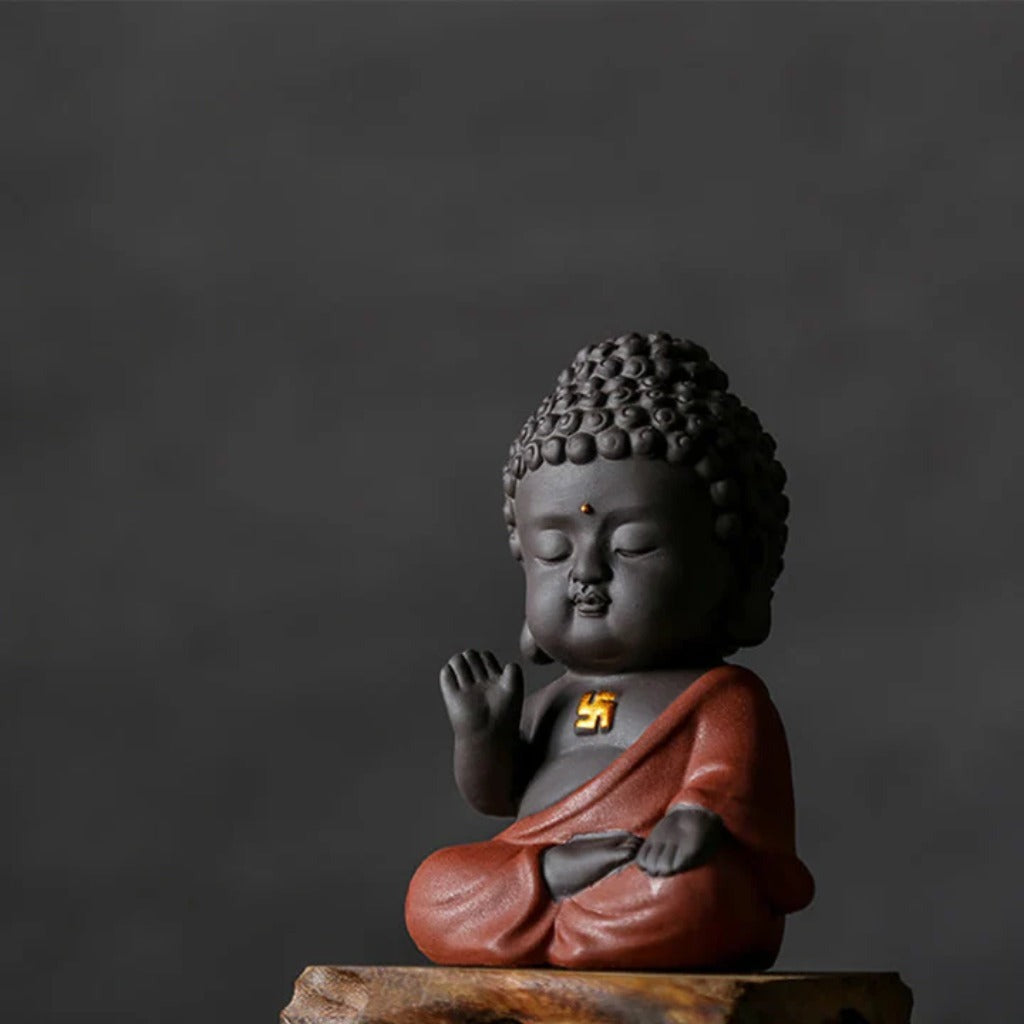 Purple Clay & Ceramic Meditating Buddha Statue – Elegant and Lifelike | Zen Ara Grove