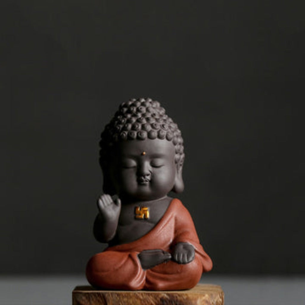 Purple Clay & Ceramic Meditating Buddha Statue – Elegant and Lifelike | Zen Ara Grove