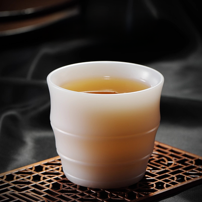 Ivory-White Glazed Artisan Teacup – Silky Smooth Finish, Cool to the Touch | Zen Ara Grove
